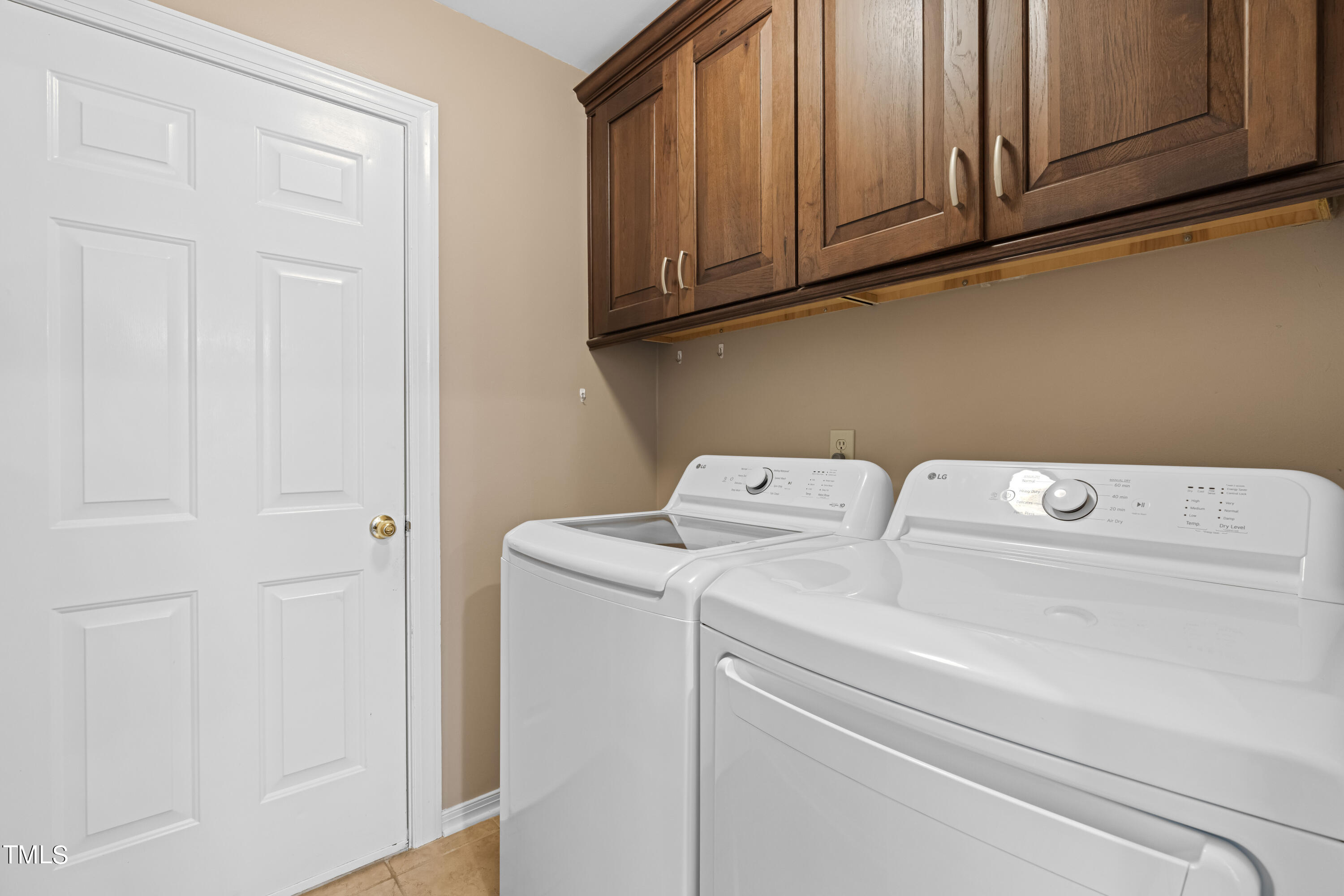 5121 Oakbrook Drive Durham, NC 27713 - Photo 17 of 31 DSC07591