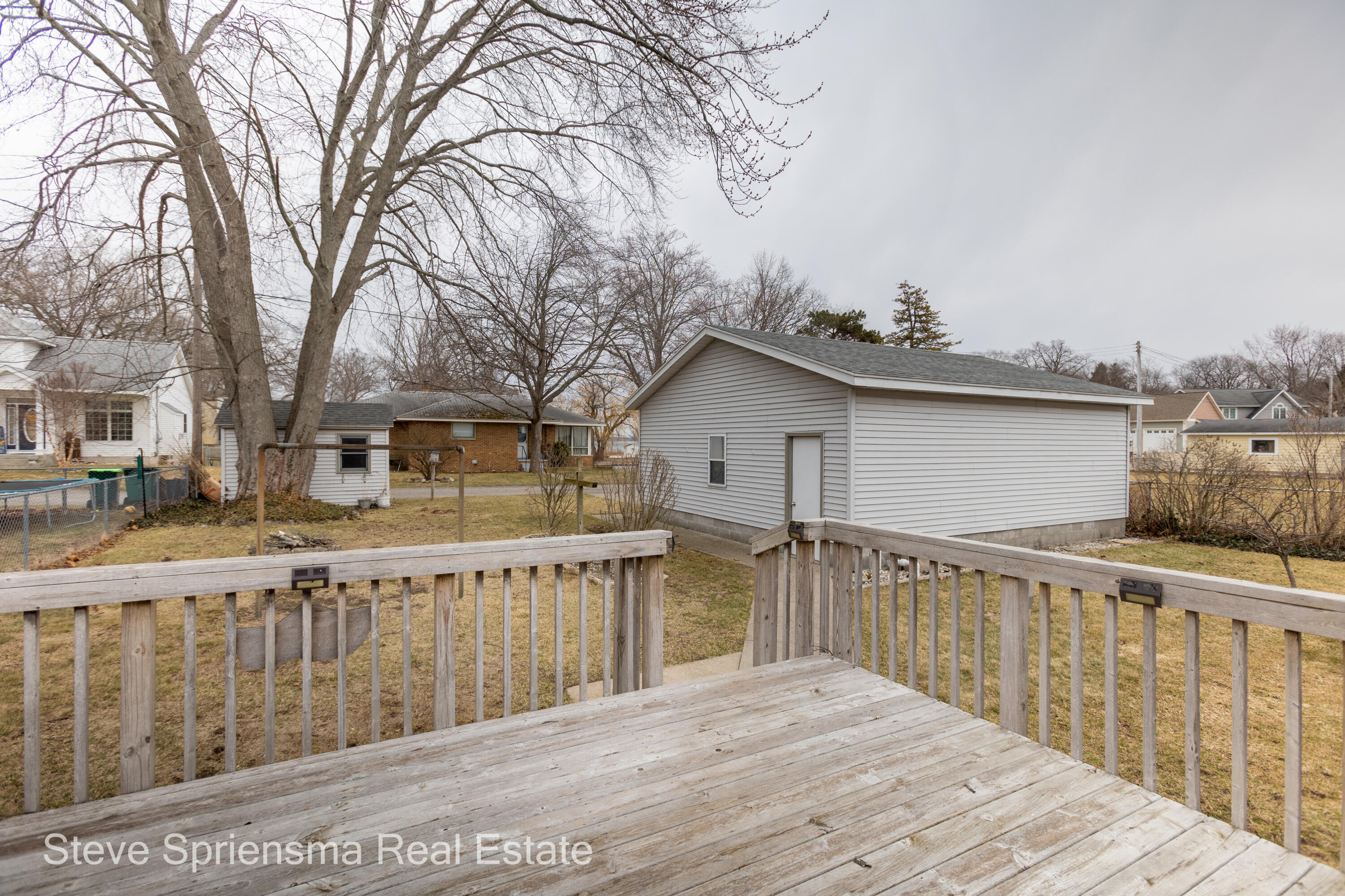 326 Ruddiman Drive Muskegon, MI 49445 - Photo 17 of 21 326 Ruddiman-6