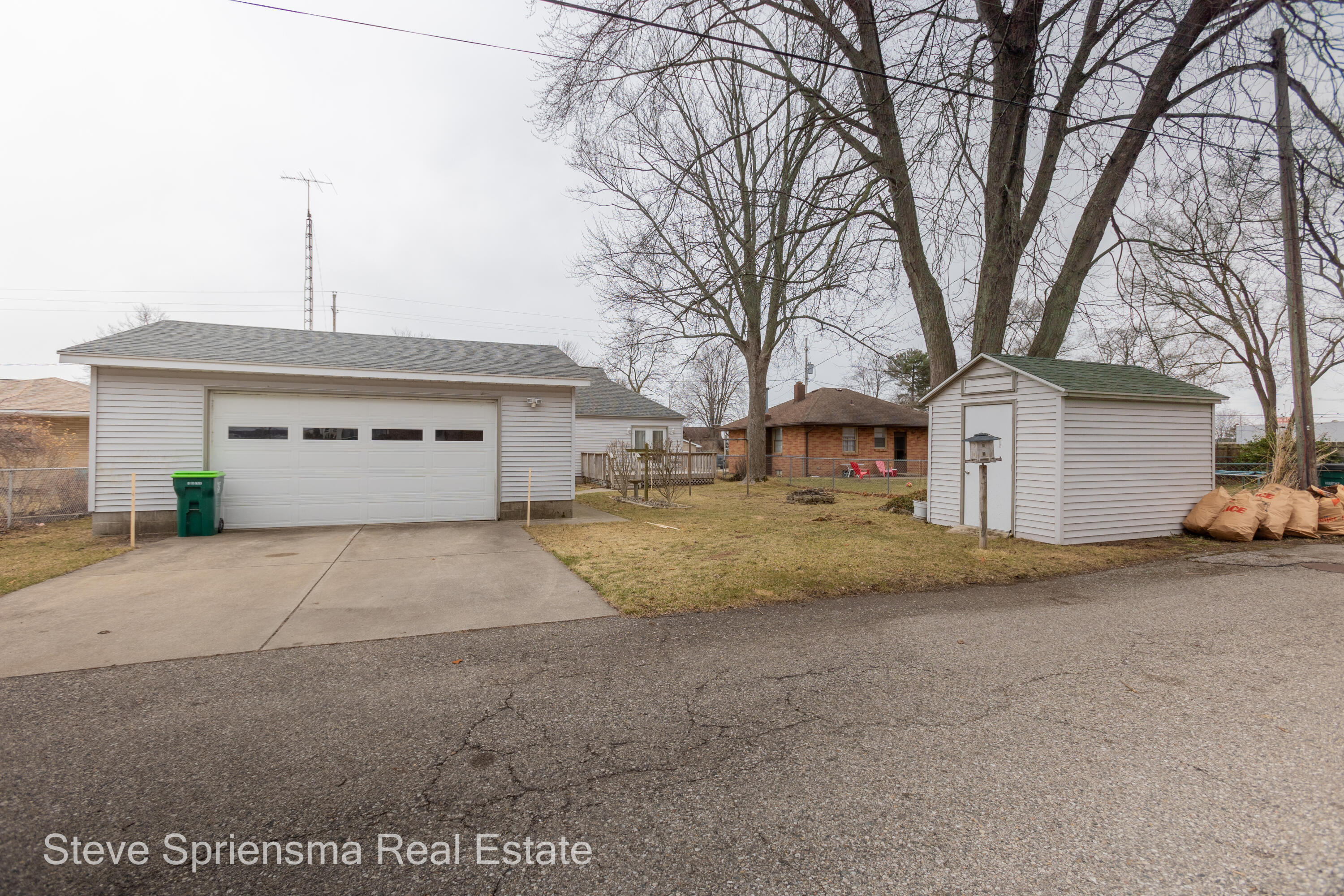 326 Ruddiman Drive Muskegon, MI 49445 - Photo 19 of 21 326 Ruddiman-8