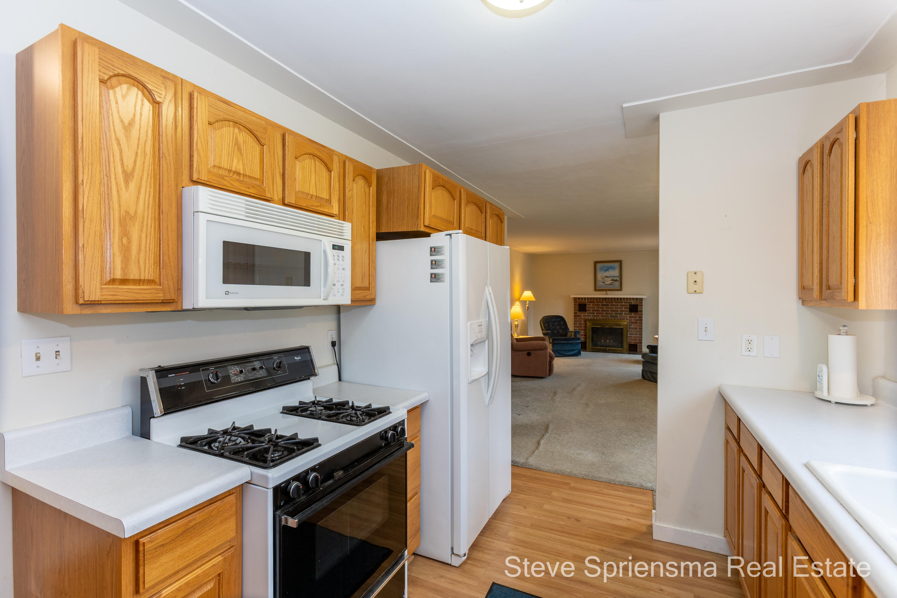 326 Ruddiman Drive Muskegon, MI 49445 - Photo 7 of 21 326 Ruddiman-16