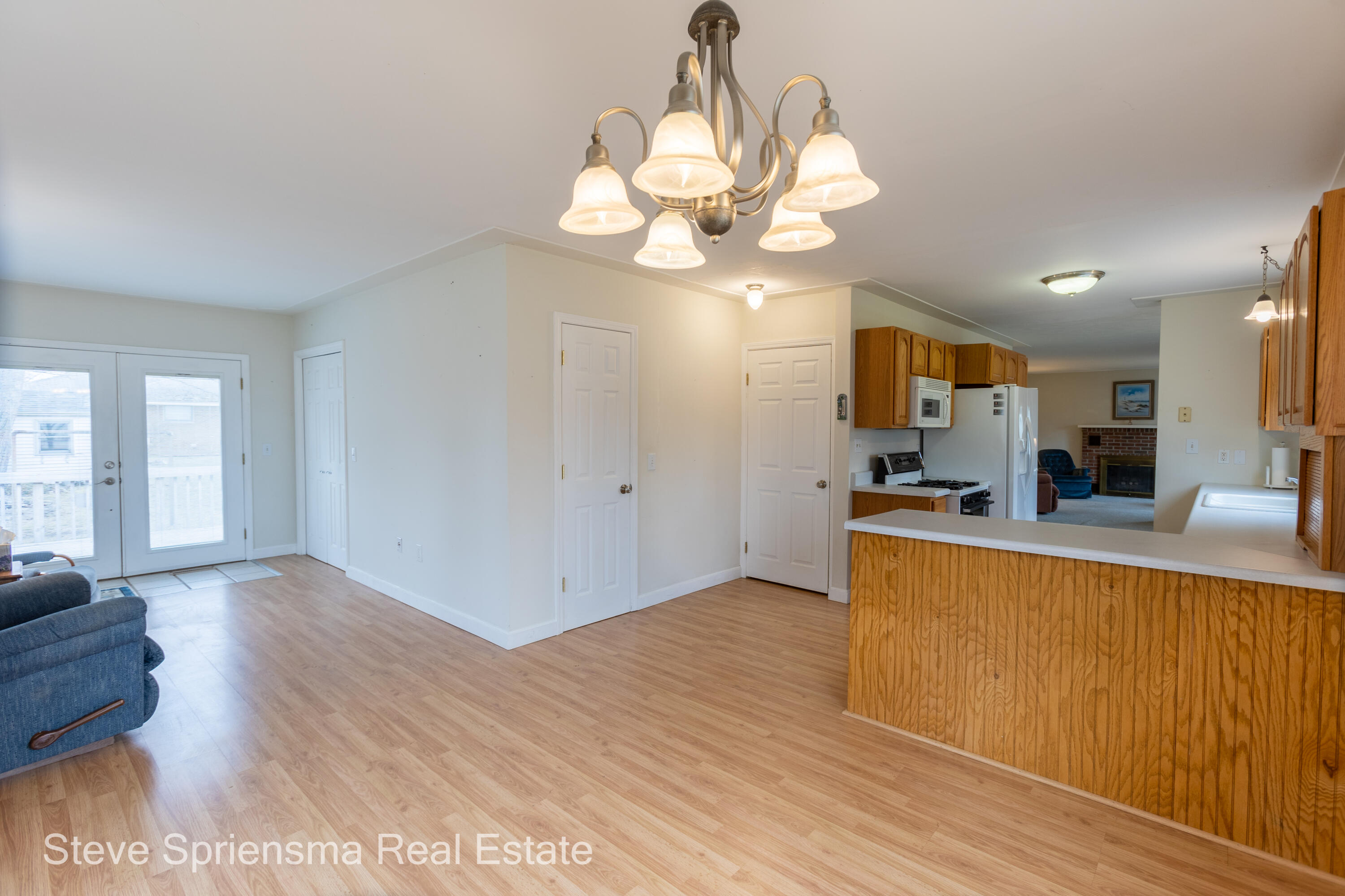 326 Ruddiman Drive Muskegon, MI 49445 - Photo 10 of 21 326 Ruddiman-24