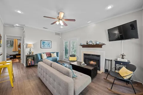 $299,000 | 802 South 1st Street, Unit 126, Austin, TX 78704