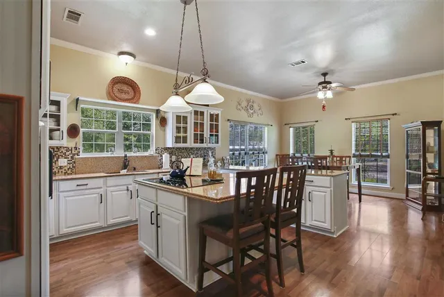 $460,000 | 2595 Bayou Circle, Sulphur, LA 70665