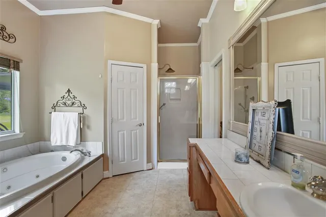 $460,000 | 2595 Bayou Circle, Sulphur, LA 70665