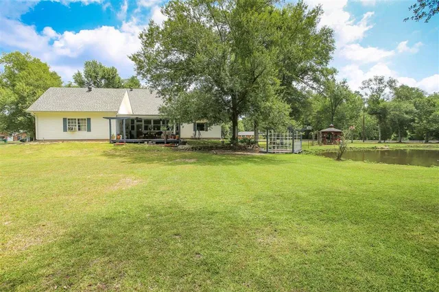 $460,000 | 2595 Bayou Circle, Sulphur, LA 70665