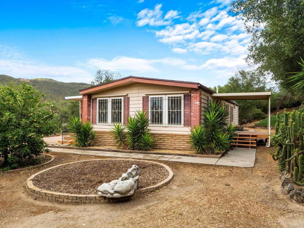 14765 Woods Valley Road Valley Center, CA 92082 - Photo 31 of 52 Front Yard