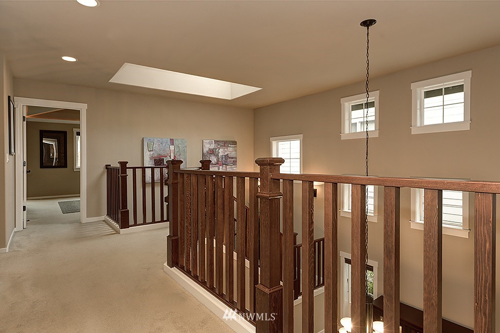1819 Redmond Place Northeast Renton, WA 98056 - Photo 15 of 25 Gallery Image 15