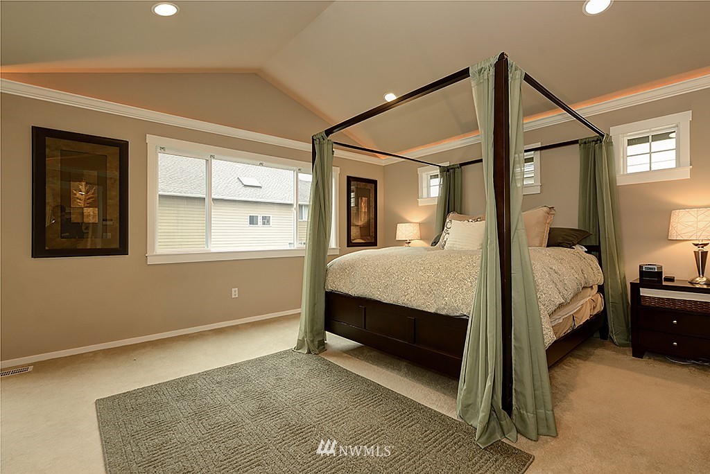 1819 Redmond Place Northeast Renton, WA 98056 - Photo 16 of 25 Gallery Image 16