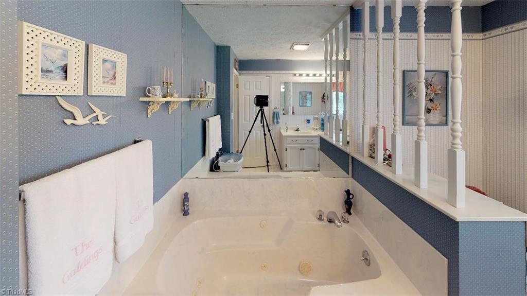 439 Glass Road Mount Airy, NC 27030 - Photo 18 of 26 Gallery Image 18