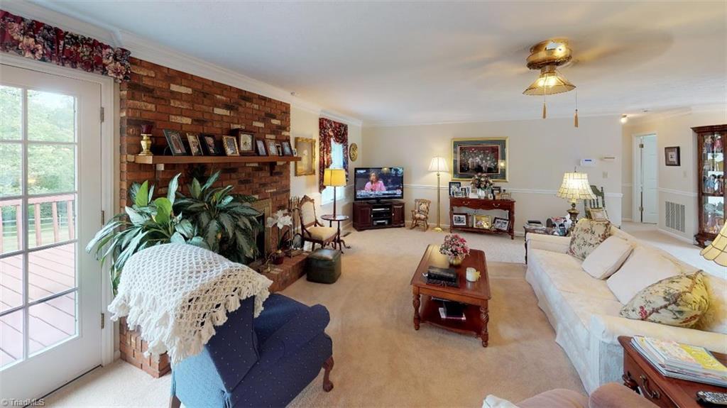 439 Glass Road Mount Airy, NC 27030 - Photo 4 of 26 Gallery Image 4