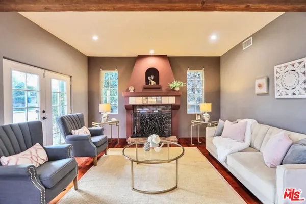 $1,150,000 | 1847 East Del Mar Boulevard, Pasadena, CA 91107