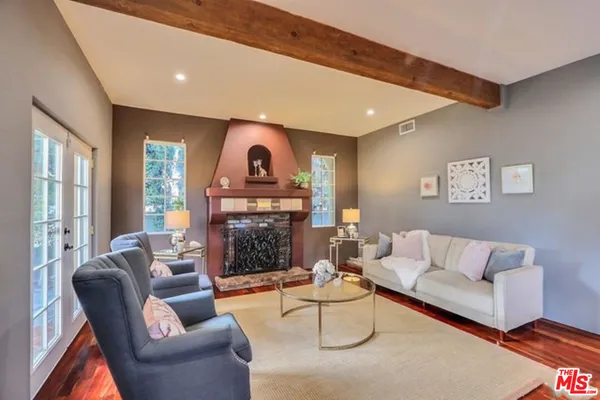 $1,150,000 | 1847 East Del Mar Boulevard, Pasadena, CA 91107