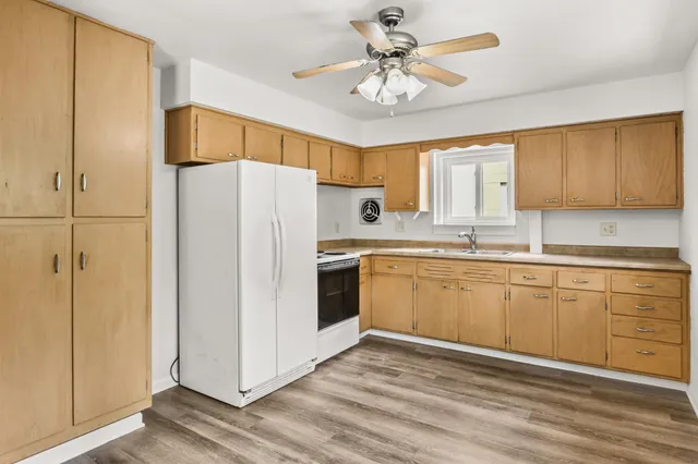 $1,300 | 5317 Old Middleton Road, Unit C, Madison, WI 53705