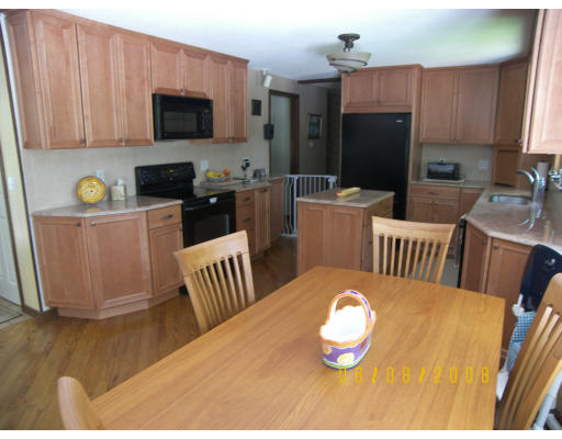 23 Pleasant View Road Wilbraham, MA 01095 - Photo 3 of 25 Gallery Image 3