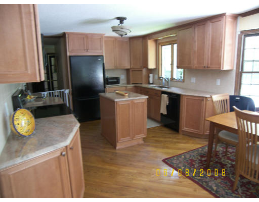 23 Pleasant View Road Wilbraham, MA 01095 - Photo 8 of 25 Gallery Image 8