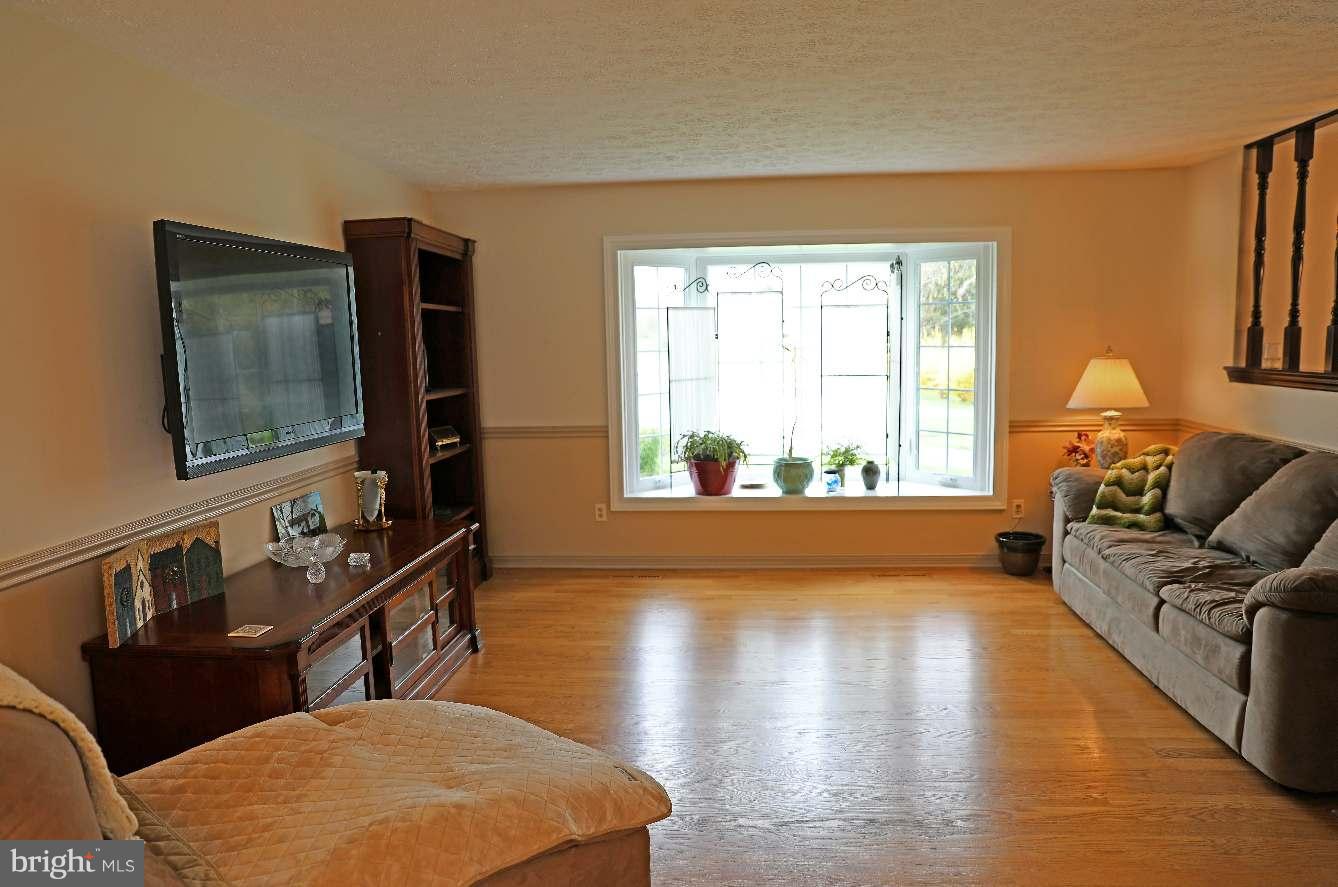 68 Greenhurst Court Rising Sun, MD 21911 - Photo 3 of 22 Living Room