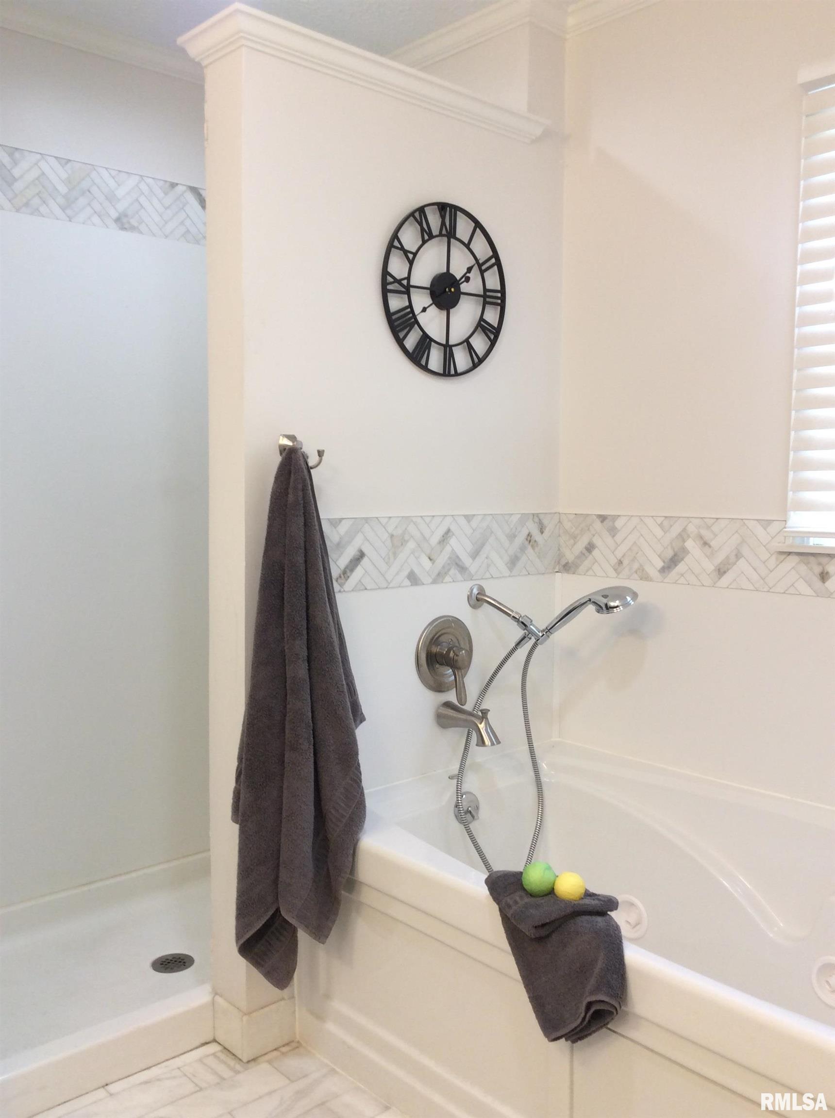 8 Hunters Ridge Drive Mount Vernon, IL 62864 - Photo 35 of 68
