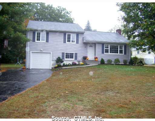 15 Springbrook Lane Simsbury, CT 06070 - Photo 1 of 1 Gallery Image 1