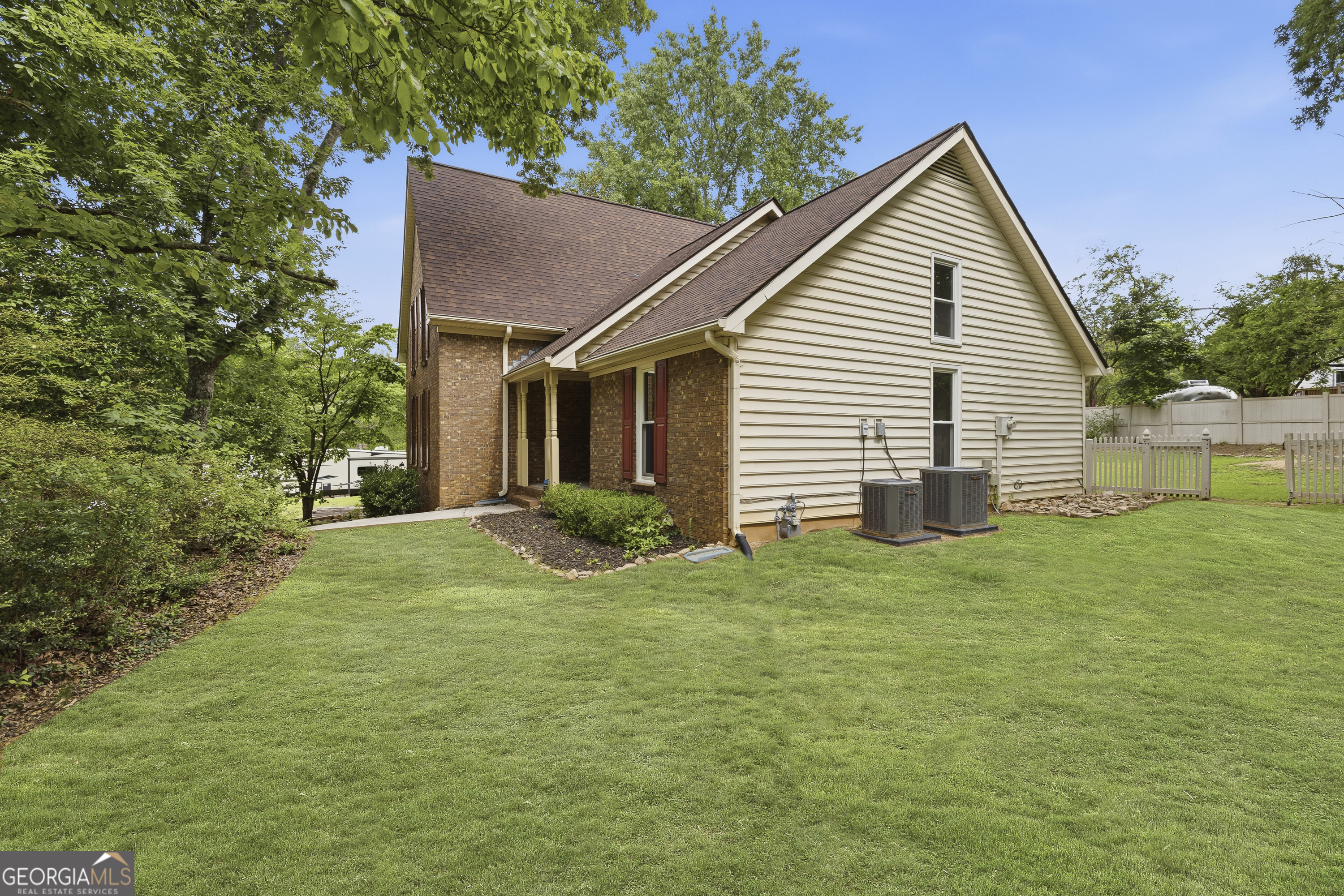 3190 Hampton Ridge Way Snellville, GA 30078 - Photo 6 of 60