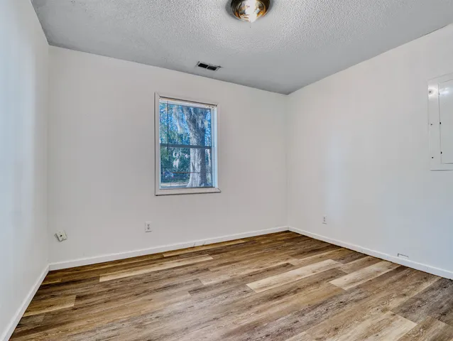 $145,000 | 1220 3rd Avenue, Kingstree, SC 29556