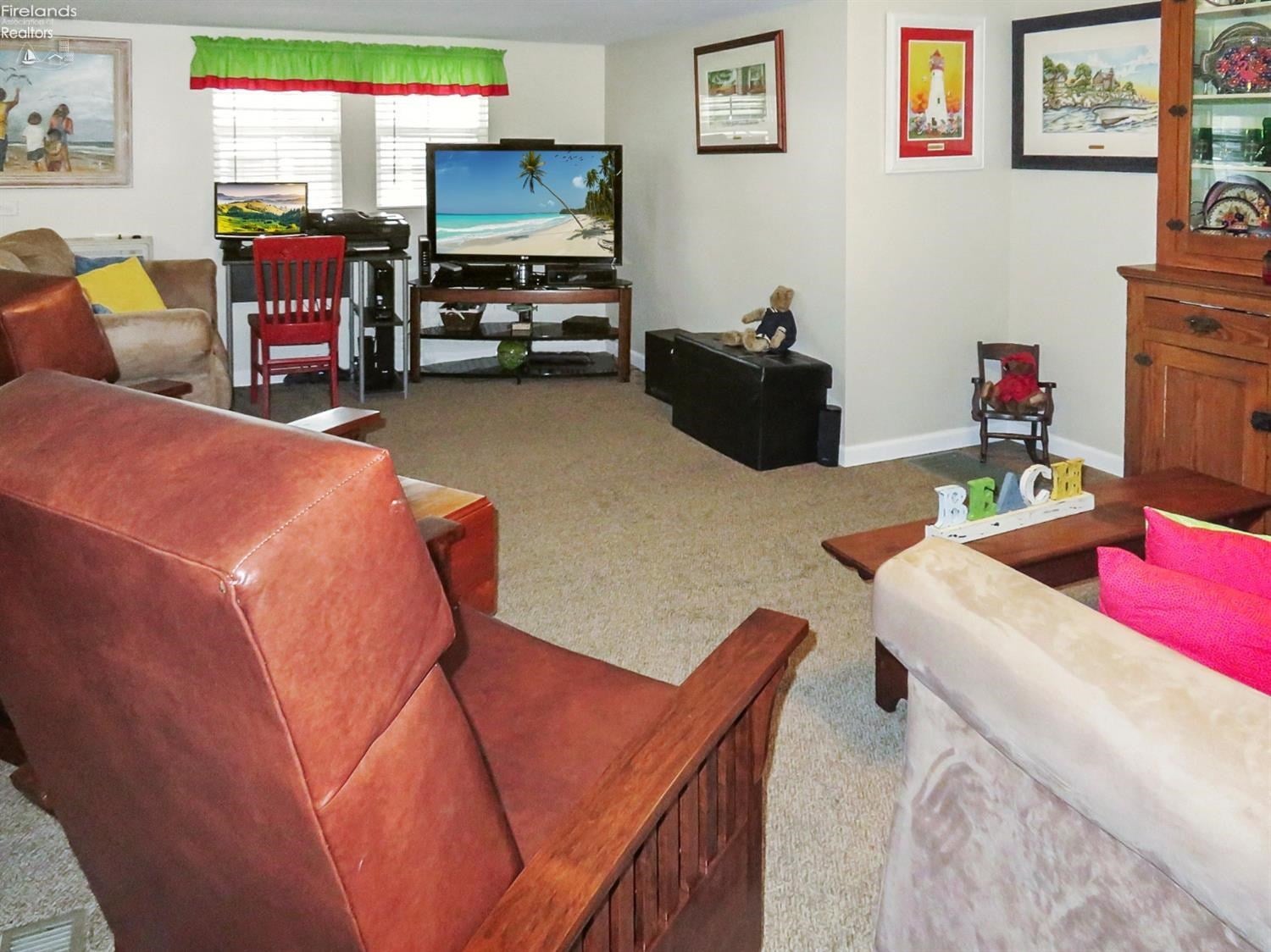 1623 Northeast Catawba Road, Unit 157 Port Clinton, OH 43452 - Photo 8 of 10 Gallery Image 8
