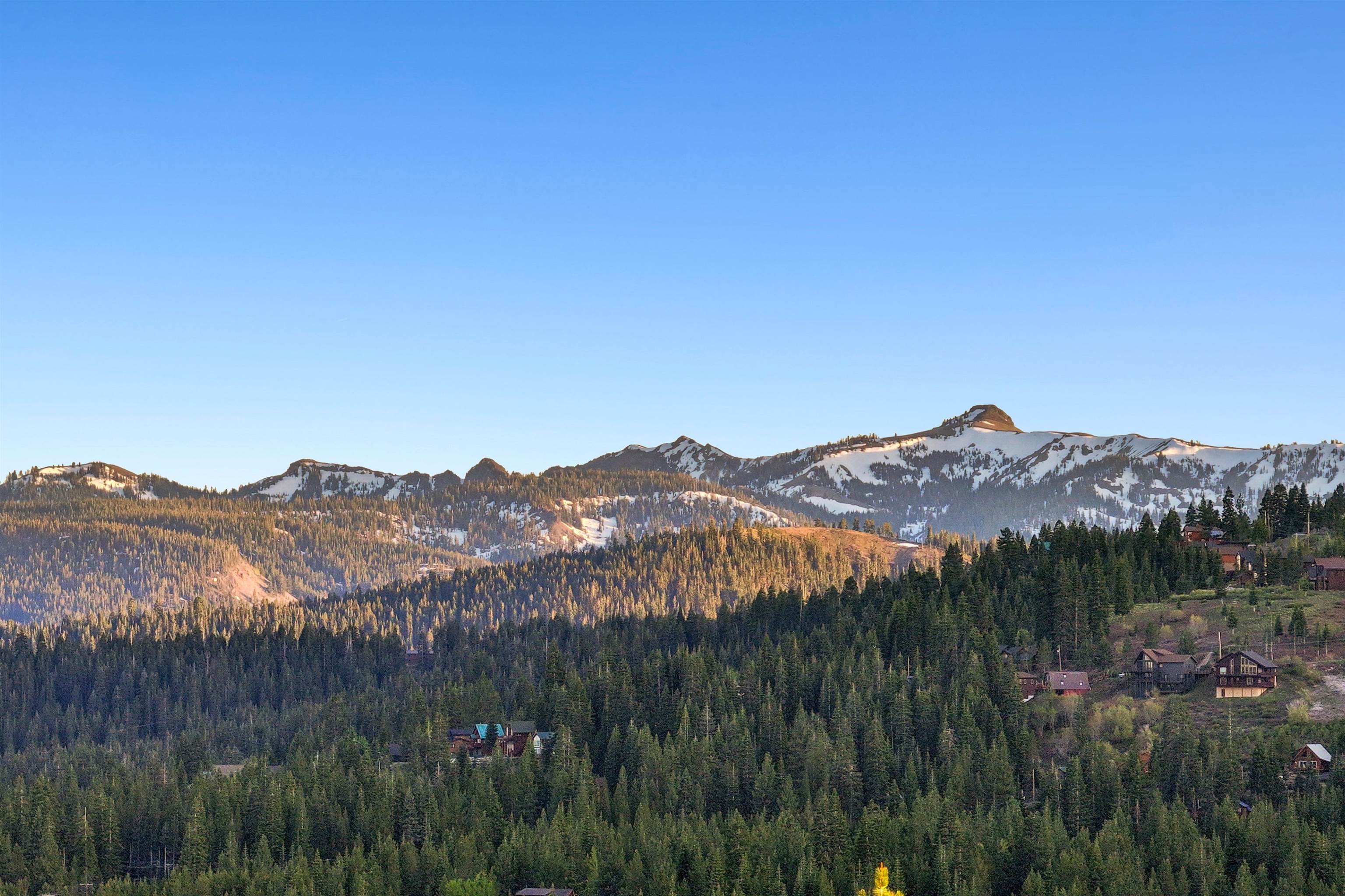 12466 Pinnacle Loop Truckee, CA 96161 - Photo 27 of 28