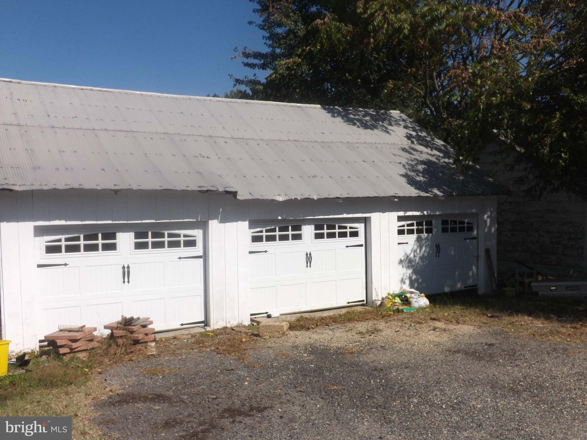 60 Cox Road Huntingtown, MD 20639 - Photo 15 of 15 a view of a garage