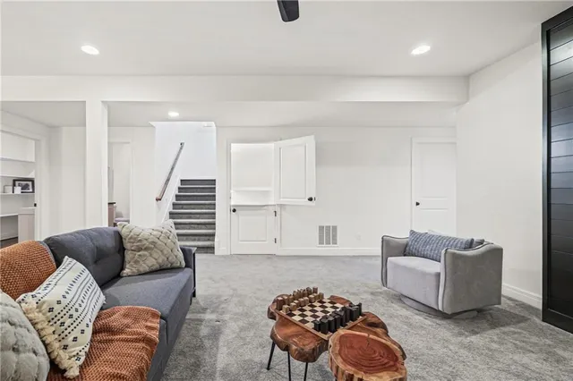 $699,900 | 1600 Southwest 27th Street, Lee's Summit, MO 64082