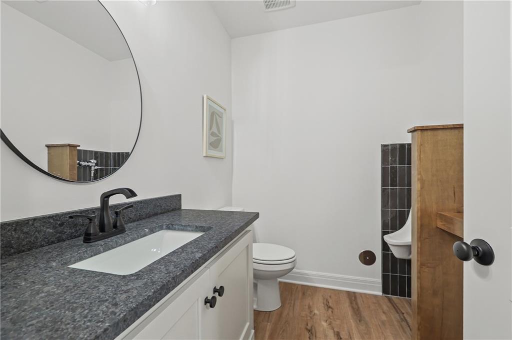 1600 Southwest 27th Street Lee's Summit, MO 64082 - Photo 31 of 57