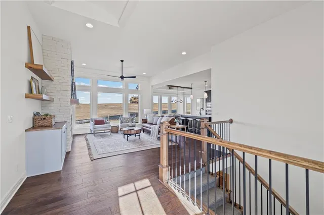 $699,900 | 1600 Southwest 27th Street, Lee's Summit, MO 64082