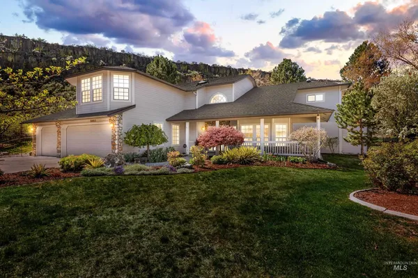 $1,049,000 | 5663 East Gateway Drive, Boise, ID 83716