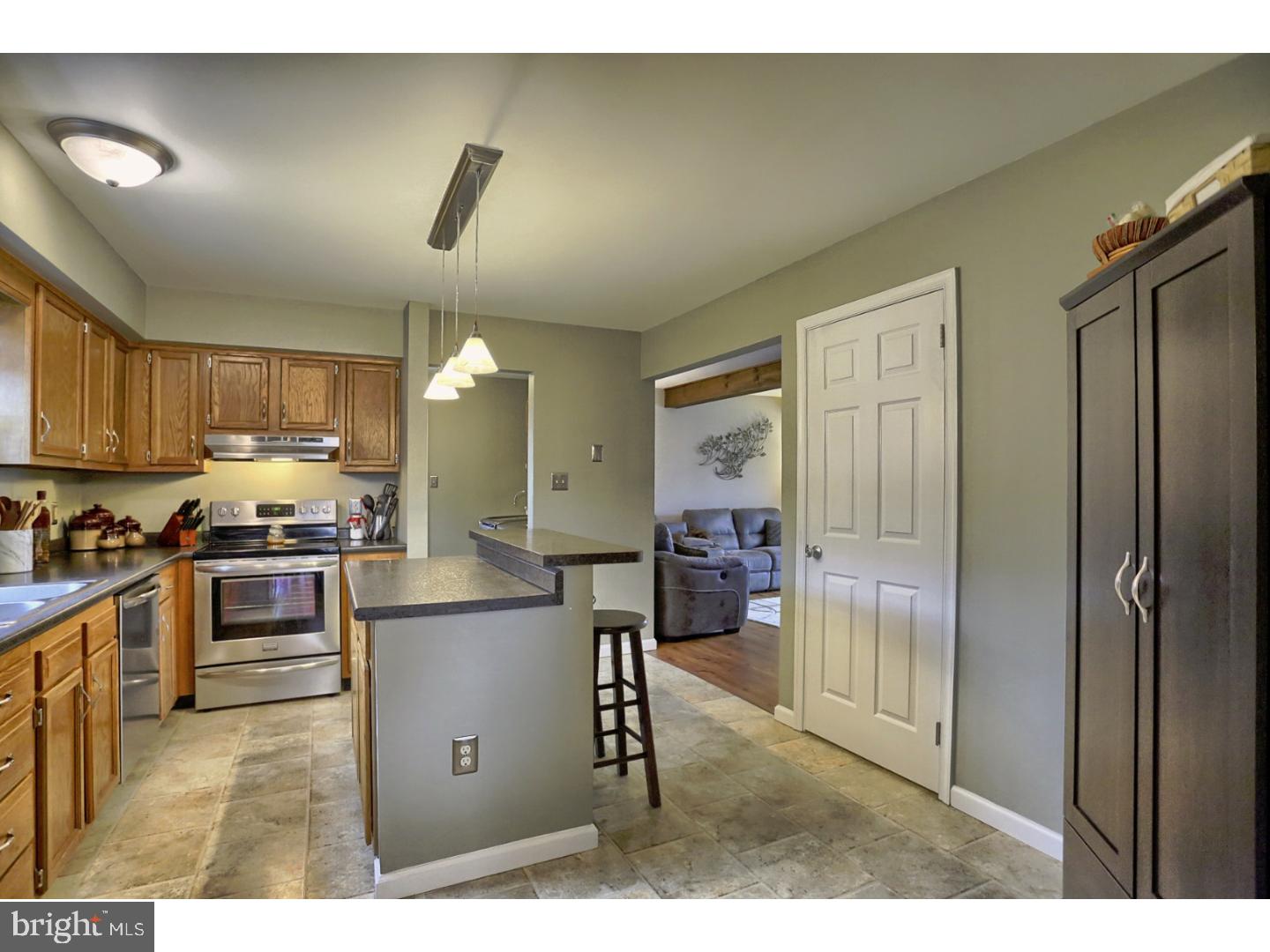 1133 Whitner Road Reading, PA 19605 - Photo 8 of 24