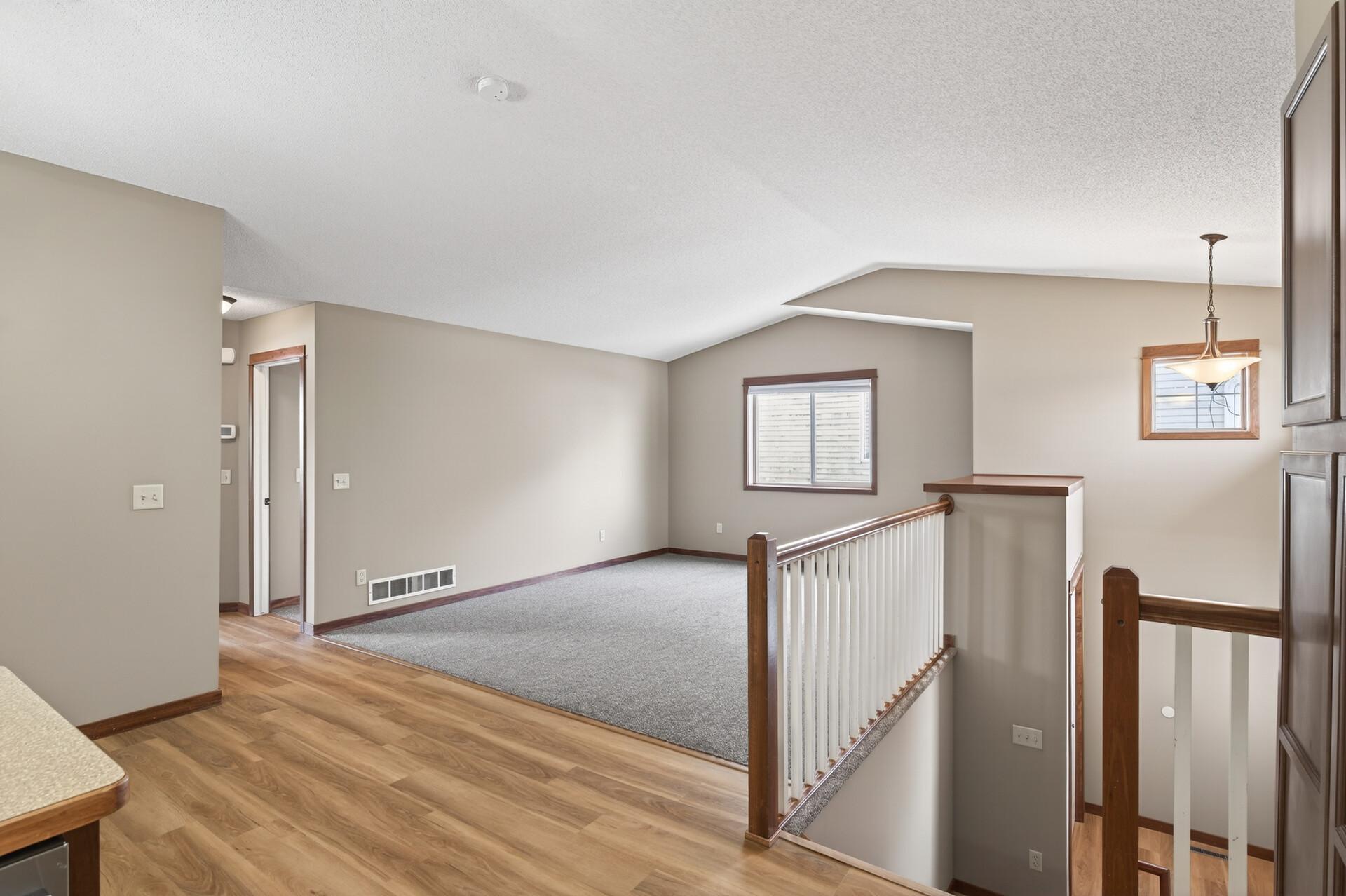 816 Whiskey Road Northwest Isanti, MN 55040 - Photo 4 of 40