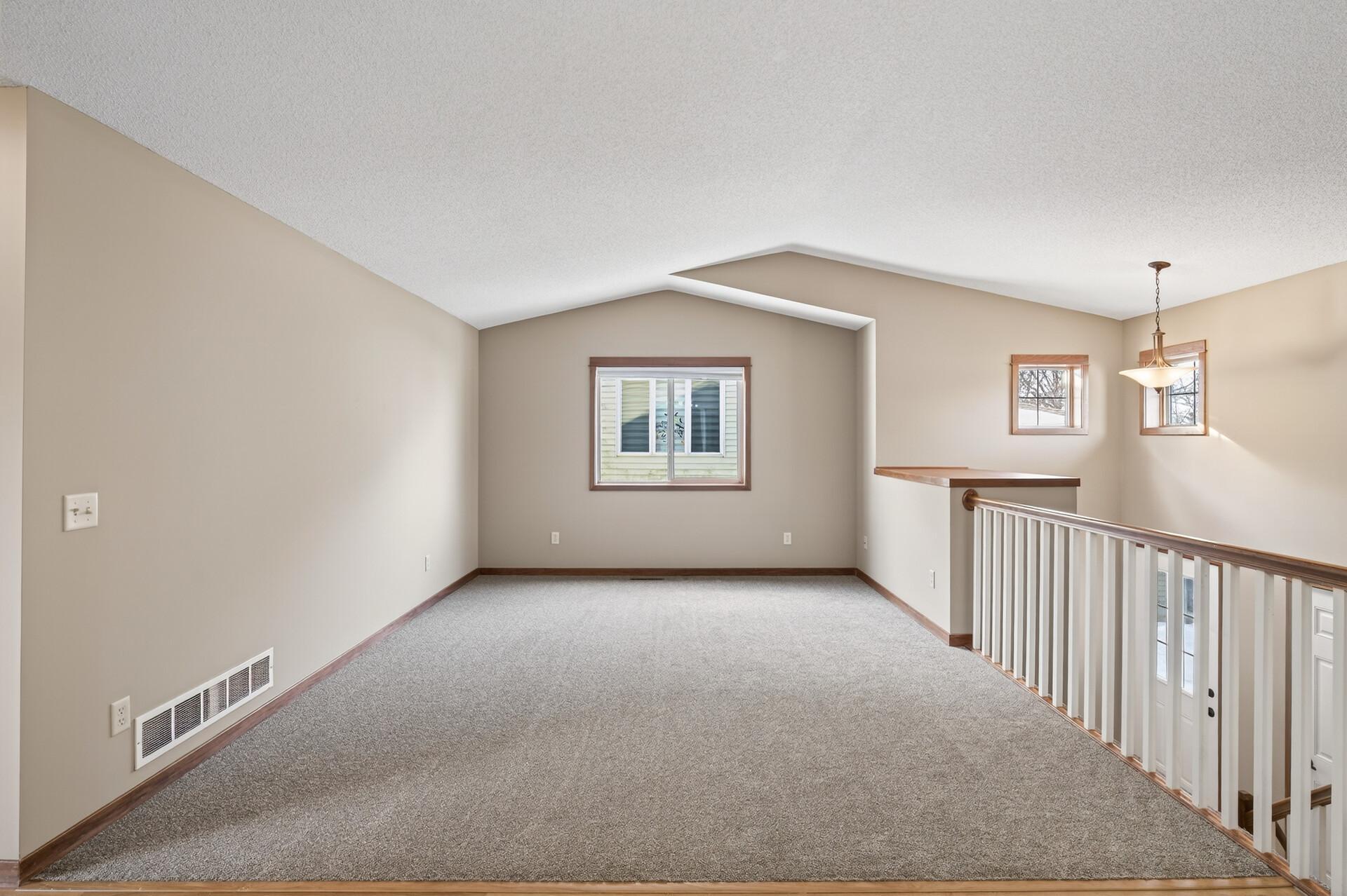 816 Whiskey Road Northwest Isanti, MN 55040 - Photo 5 of 40