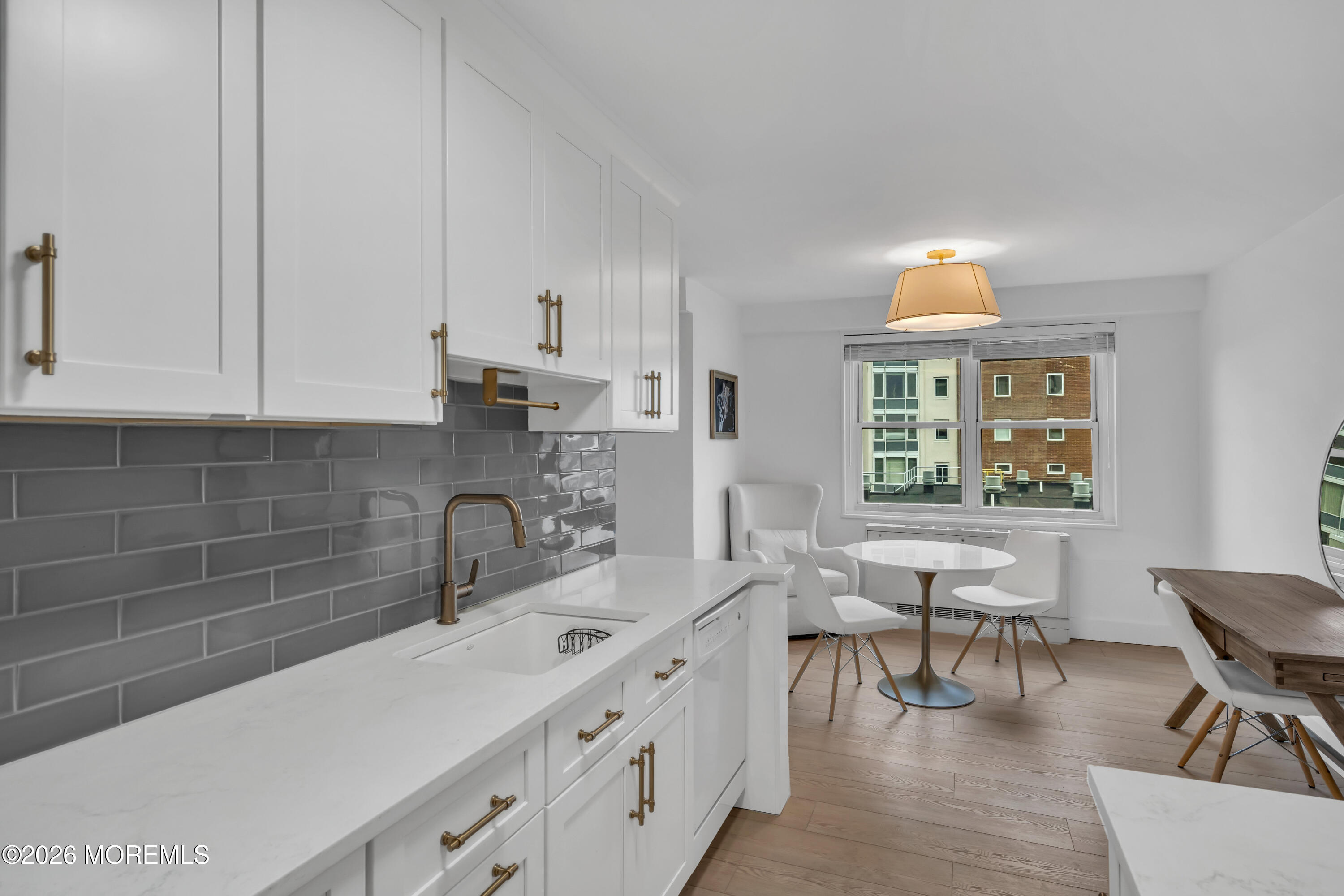 28 Riverside Avenue, Unit 6M Red Bank, NJ 07701 - Photo 12 of 22 012_dsc08048