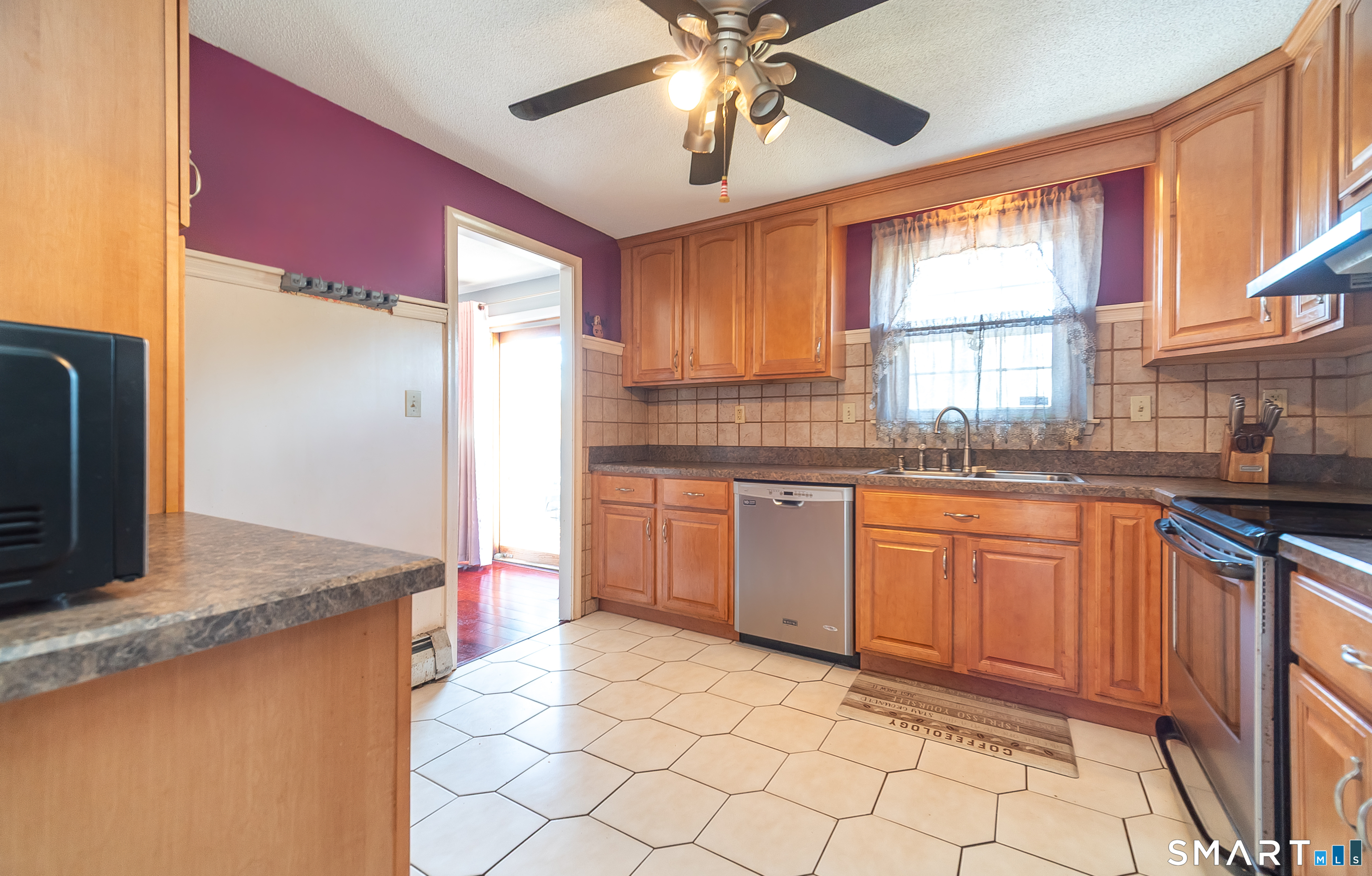 3 Blue Bird Road Middletown, CT 06457 - Photo 4 of 16