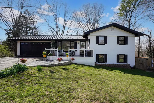 $285,000 | 5906 Hamilton Drive, Evansville, IN 47711