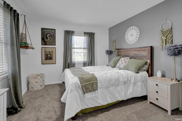 $285,000 | 5906 Hamilton Drive, Evansville, IN 47711
