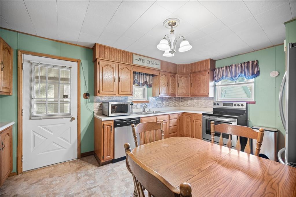 3506 Morgantown Road Smithfield, PA 15478 - Photo 12 of 26