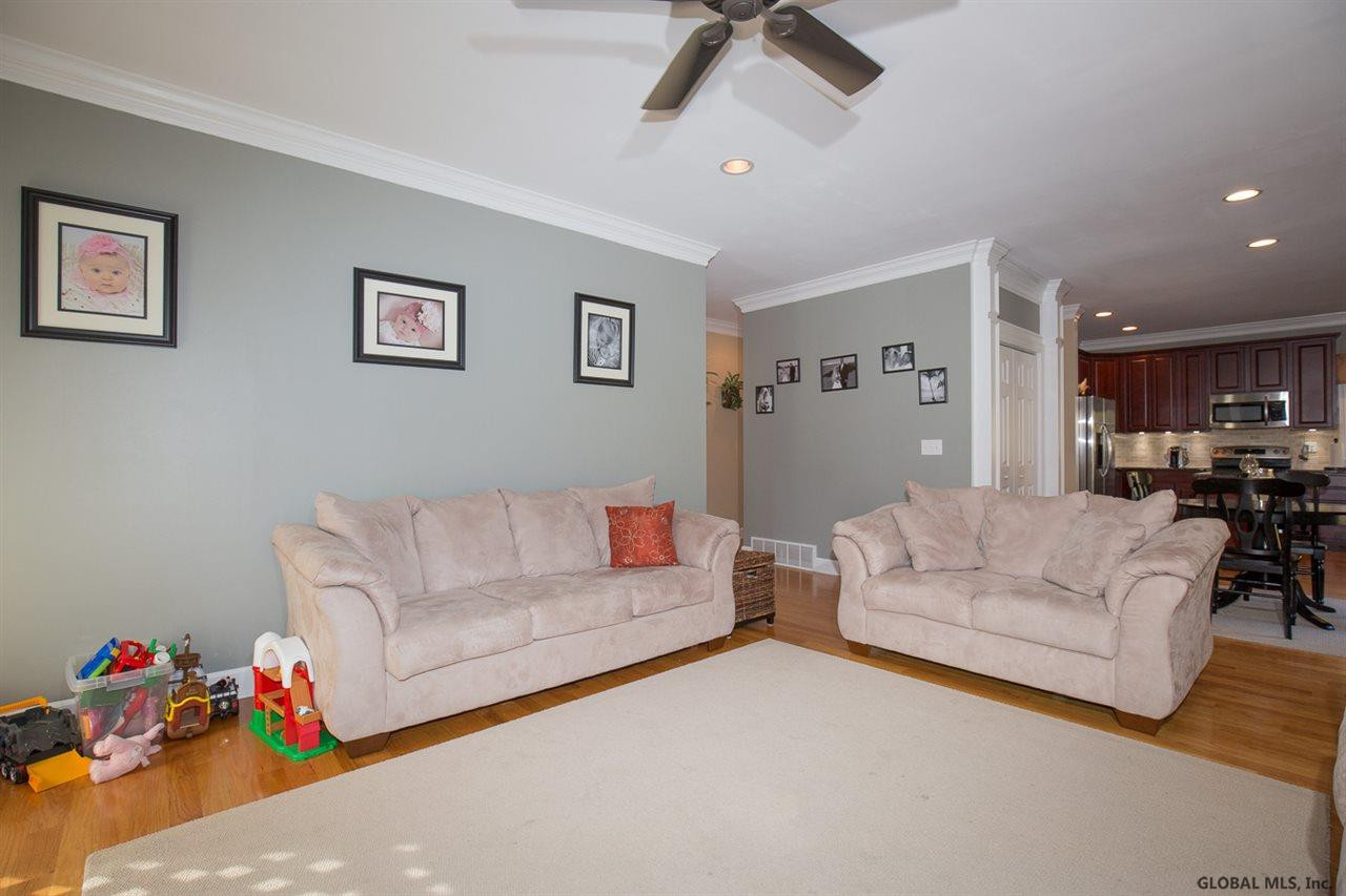 30 Trotter Road Bethlehem, NY 12158 - Photo 14 of 25 Photo 14