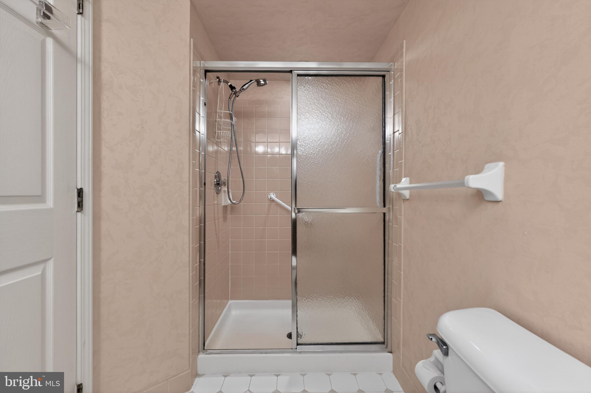 2015-00 Welsh Road, Unit D53 Philadelphia, PA 19115 - Photo 12 of 20 Gallery Image 12