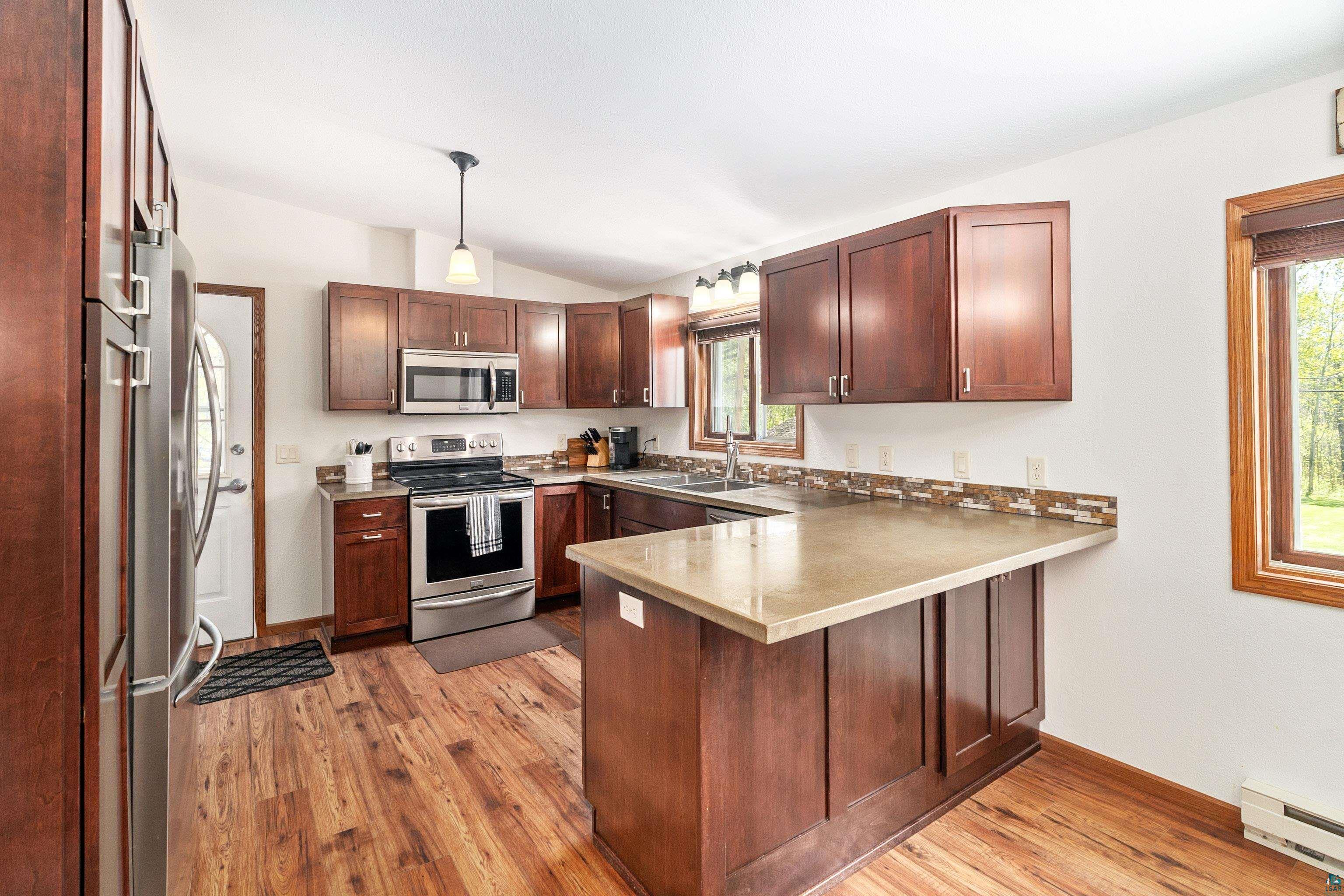 5162 West Arrowhead Road Hermantown, MN 55811 - Photo 10 of 47 Gallery Image 10