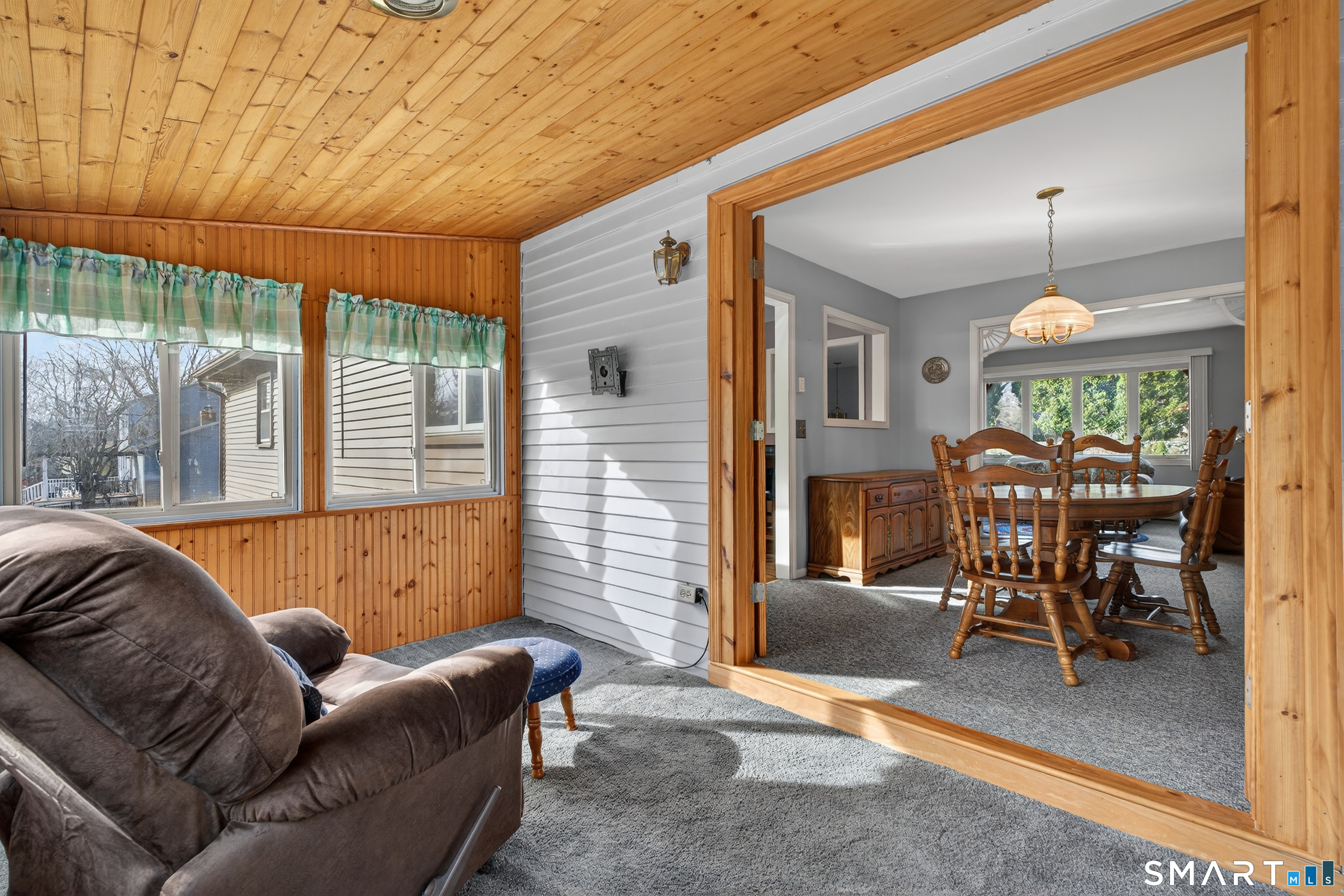 99 Dayton Road Waterford, CT 06385 - Photo 9 of 29