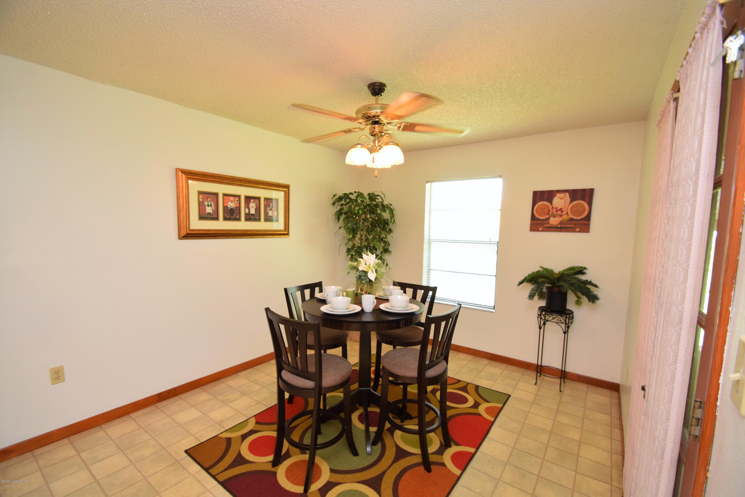 263 Sauders Road Southeast Palm Bay, FL 32909 - Photo 29 of 60 Breakfast nook