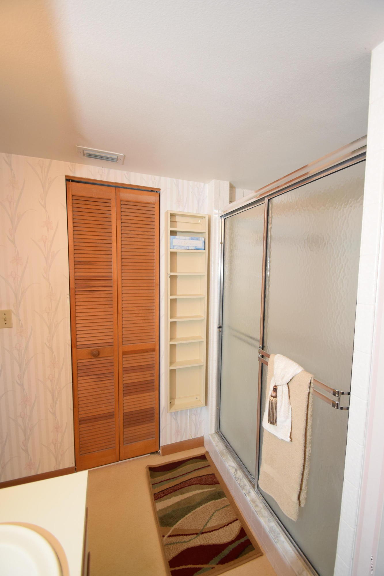 263 Sauders Road Southeast Palm Bay, FL 32909 - Photo 36 of 60 Walk in shower