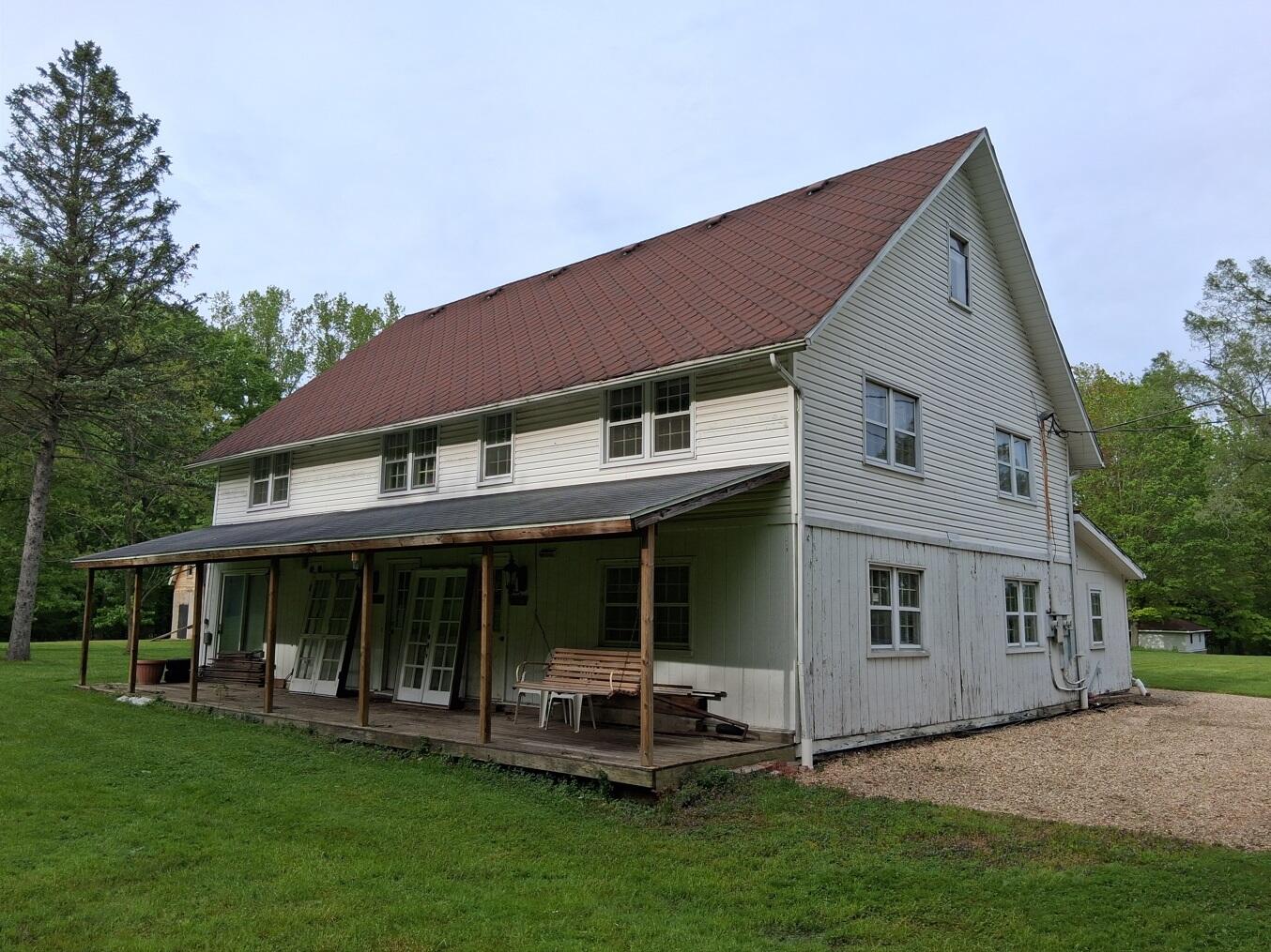 3150-3160 Defay Road Stevensville, MI 49127 - Photo 17 of 36 18-Big barn west 5-18-26 4x3