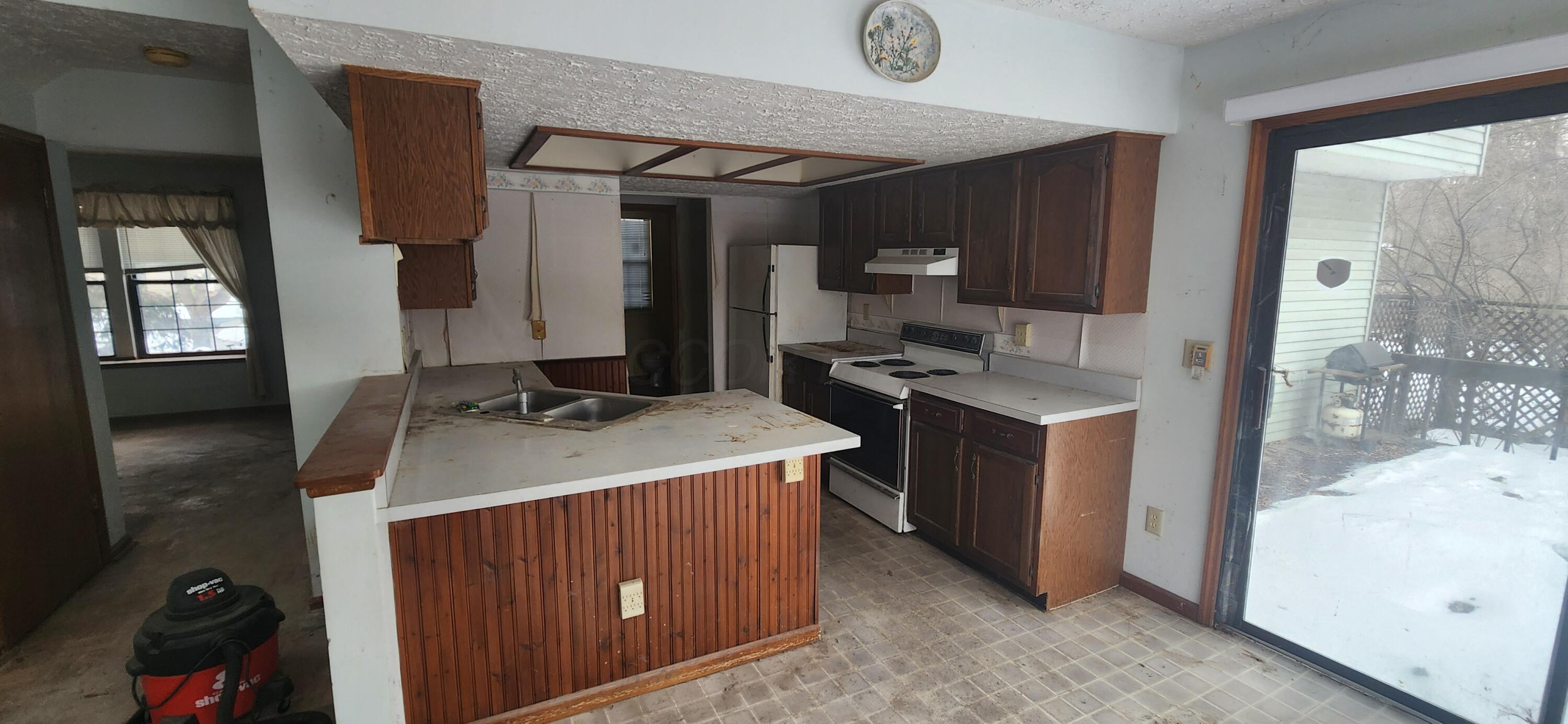 3592 Watt Road Columbus, OH 43230 - Photo 8 of 21 20260211_152716