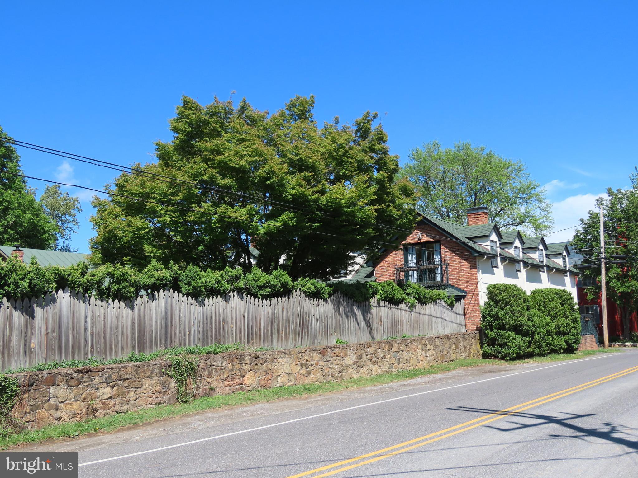 509 Main Street Washington, VA 22747 - Photo 4 of 35