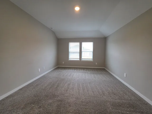 $2,195 | 1131 Hughes Crossing Drive, Rosharon, TX 77583