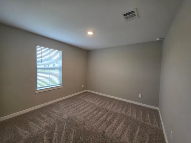 $2,195 | 1131 Hughes Crossing Drive, Rosharon, TX 77583